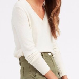 Everlane Small Cashmere Ivory V neck Sweater Crop